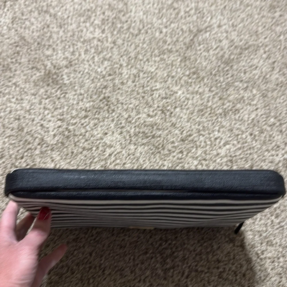 Kate Spade EUC laptop, tablet sleeve